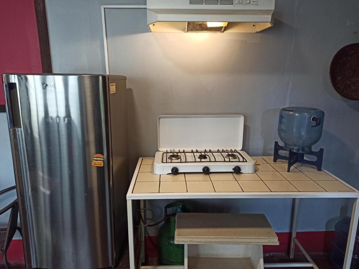 לאון Hostal Harvest House מראה חיצוני תמונה